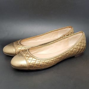 Vince camuto | EUC metallic gold quilted leather banna ballet flats size 8